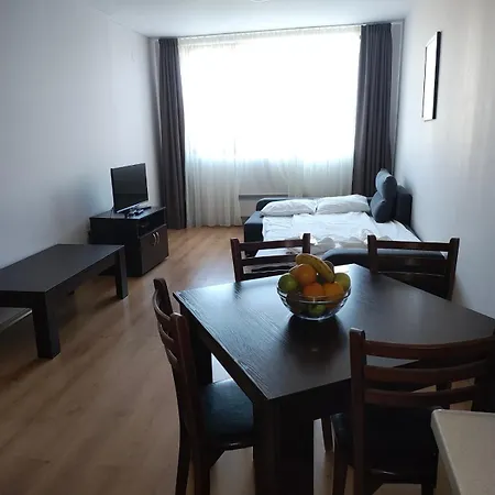 Aspen Golf And 公寓式酒店