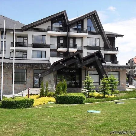 Aspen Golf And 公寓式酒店
