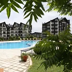 מלון דירות Aspen Golf And