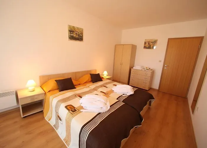 Aparthotel Aspen Golf And 3*