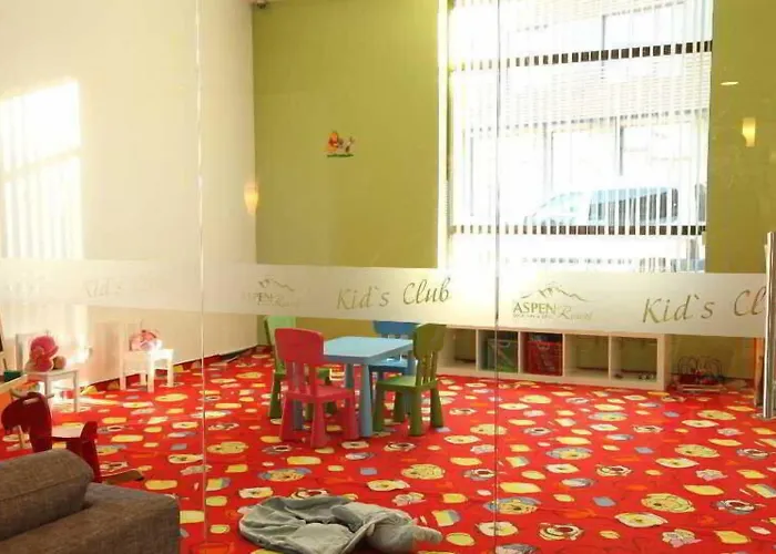 Aspen Golf And 아파트호텔 반스코